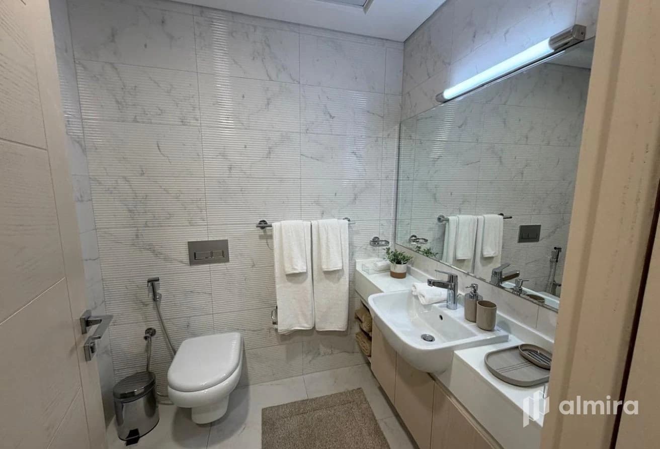 Fully Furnished | High Floor |  Vacant