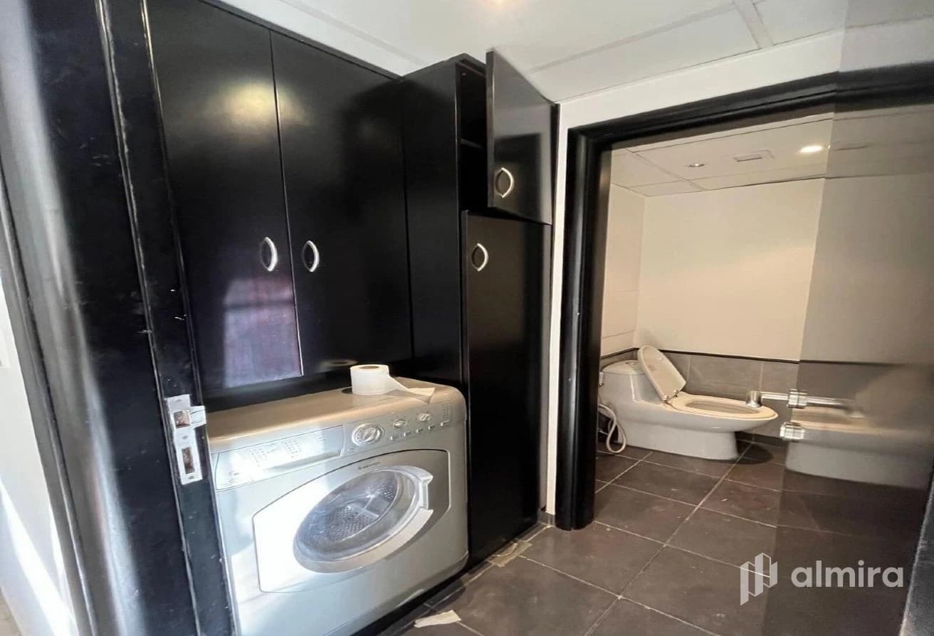 Single Row | Upgraded | Semi-Furnished
