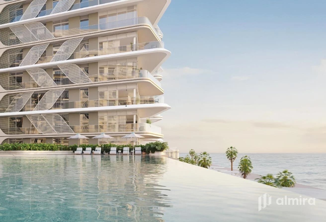 Waterfront Living | Corner | 3BR+Maids | Sea View