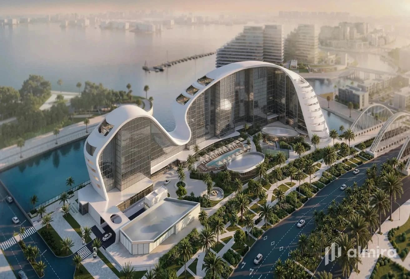 Full Canal View | Luxurious | Waterfront Living