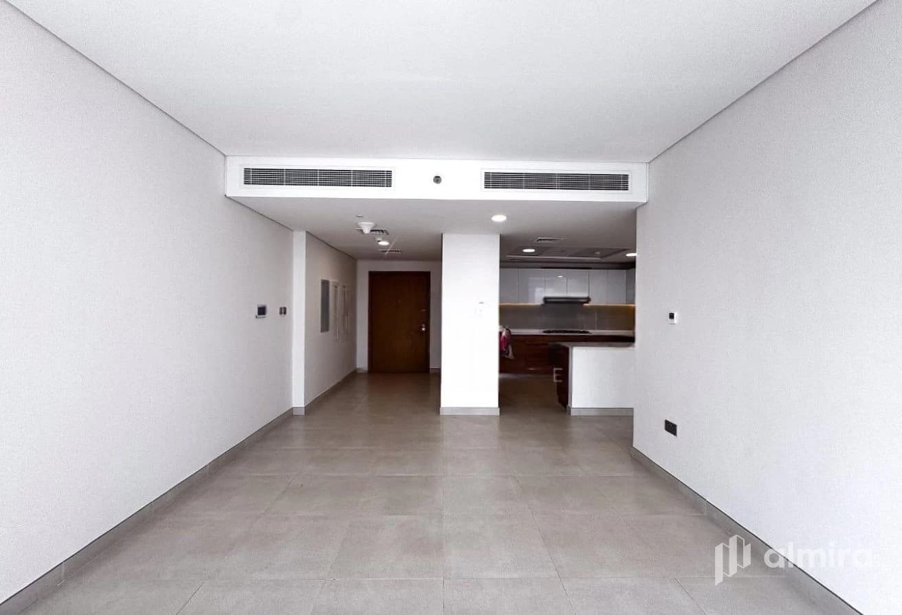 Radiant Heights | Vacant | Brand New | Huge Layout