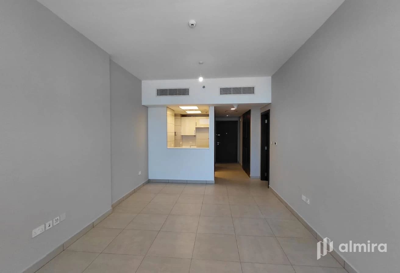 Full Sea View | Well Maintained | 1BR with Balcony