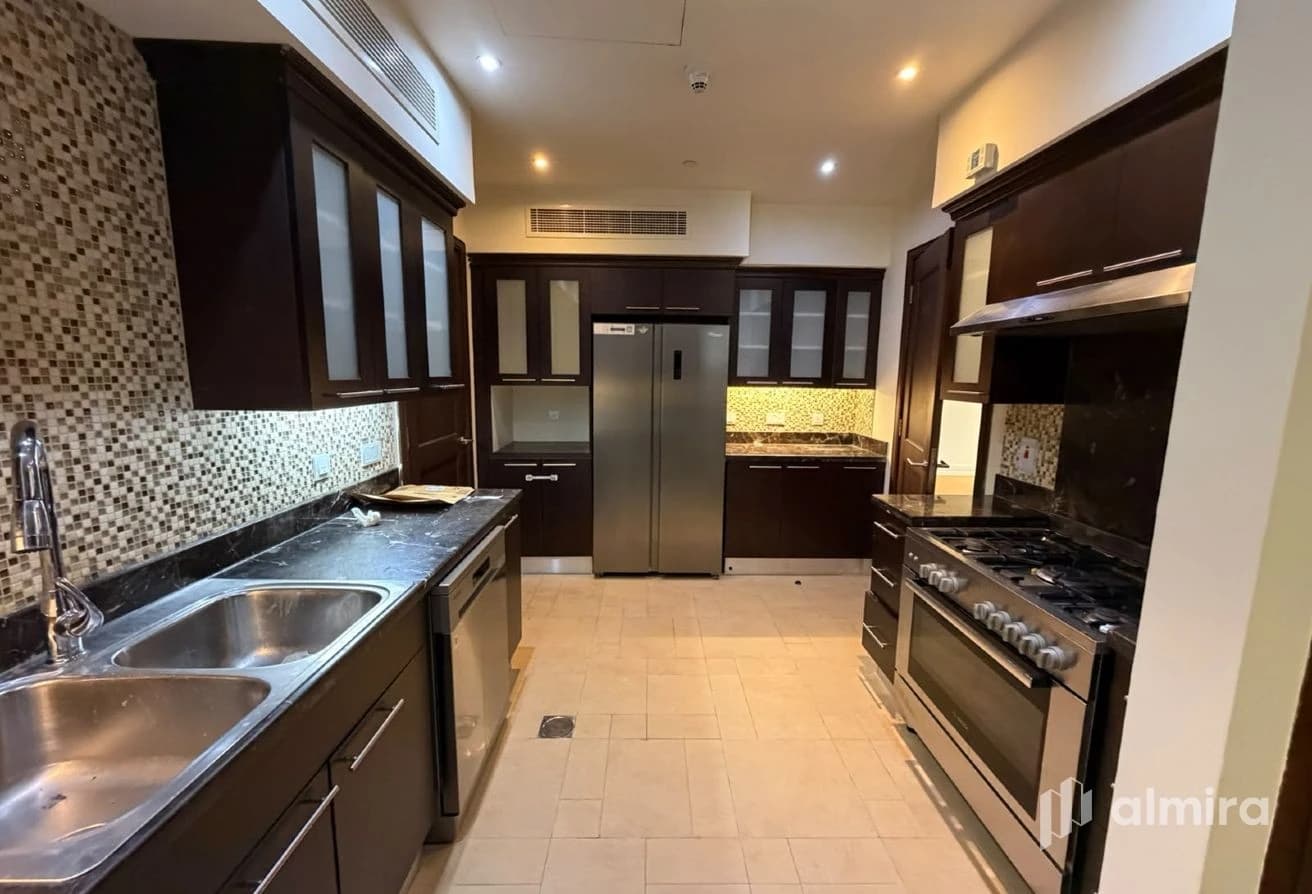 3BR+Maid | Corner Unit | Community View
